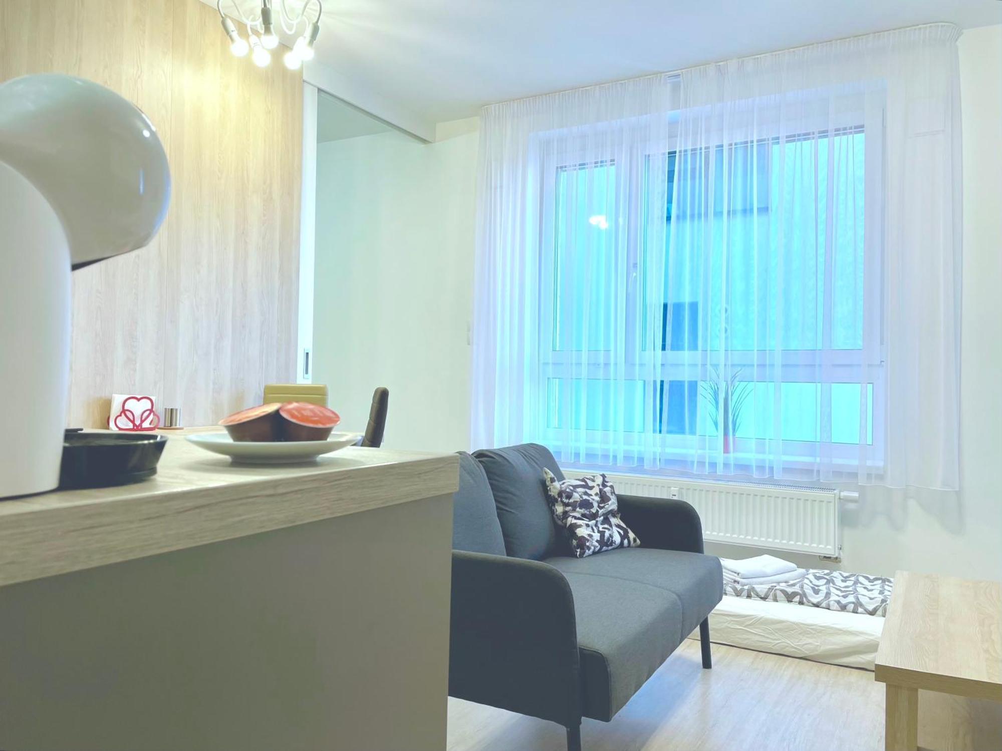 Arenas Apartment บราติสลาวา ภายนอก รูปภาพ